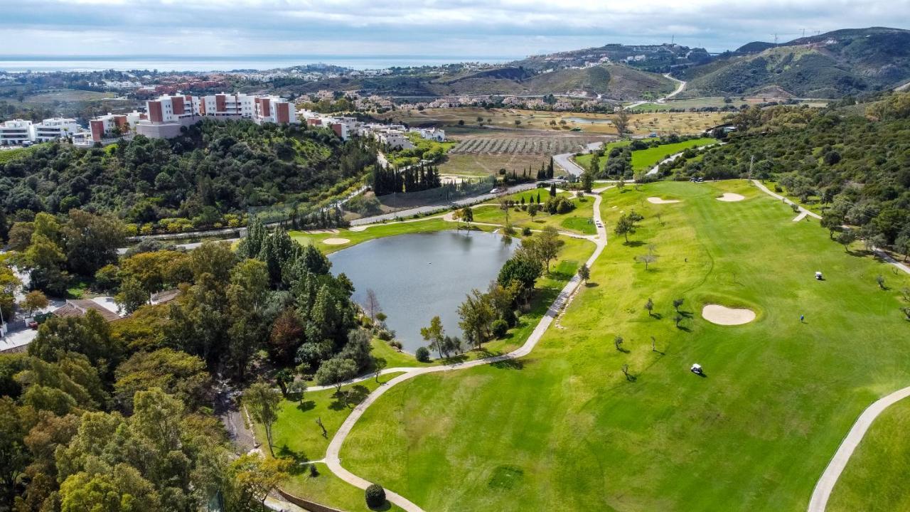 El Lago De Los Arqueros 2 Bedrooms Penthouse En Benahavis Exterior photo